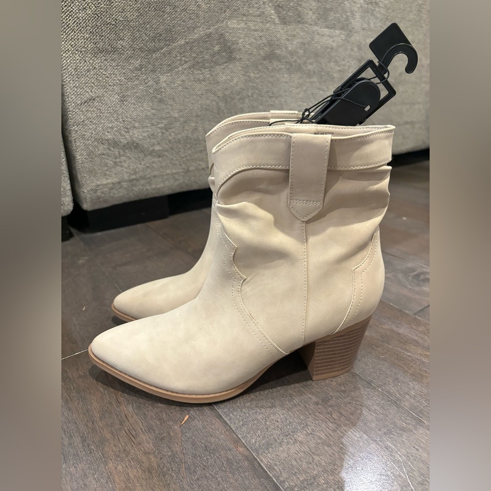 Time and Tru Western Bootie